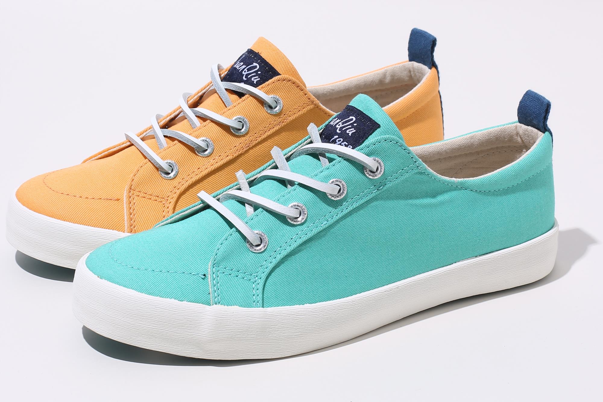 Wholesale casual solid color woman flat shoes comfortable autumn winter women shoes 