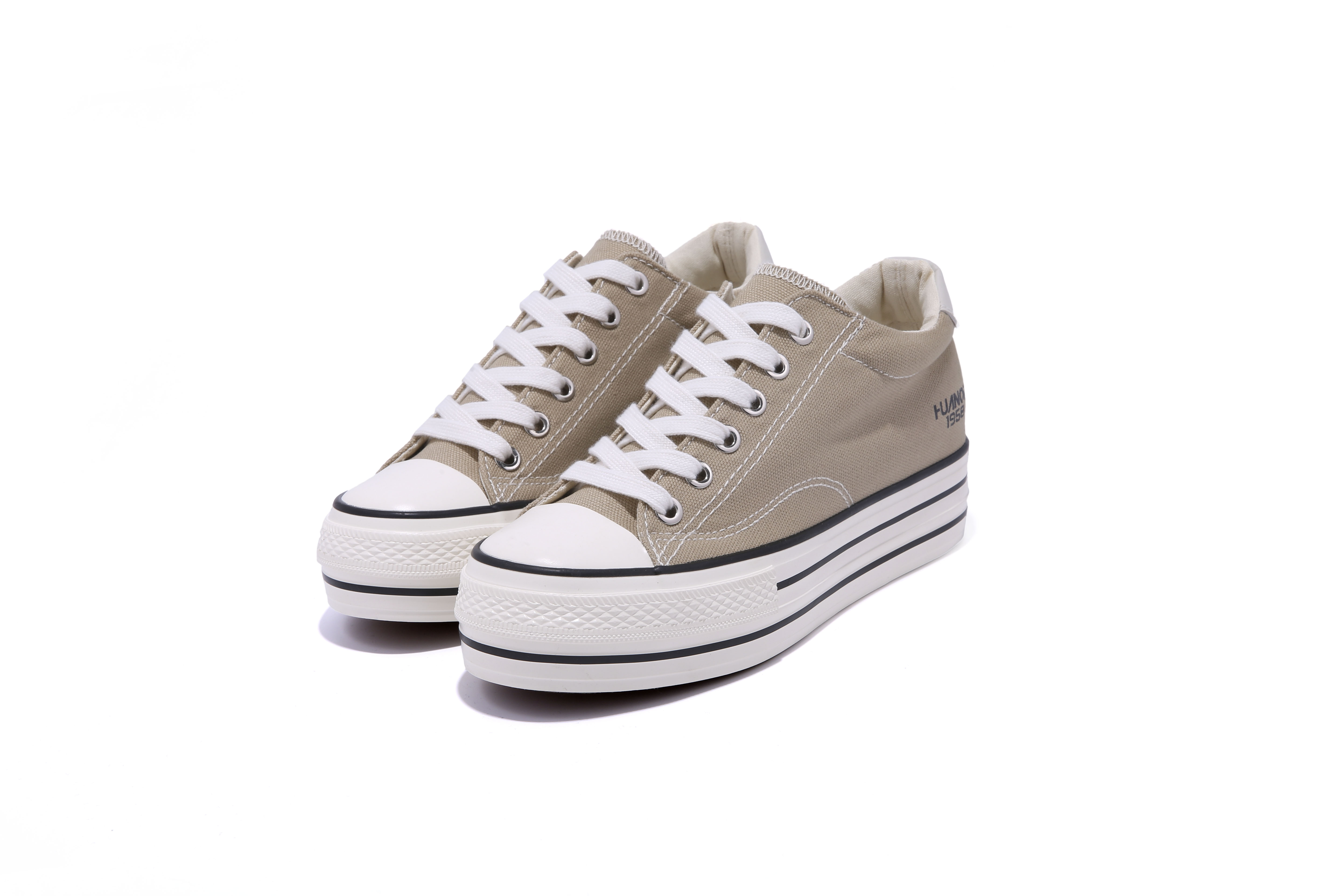 Attractive Price Low Price New Fashion Canvas Shoes For Women