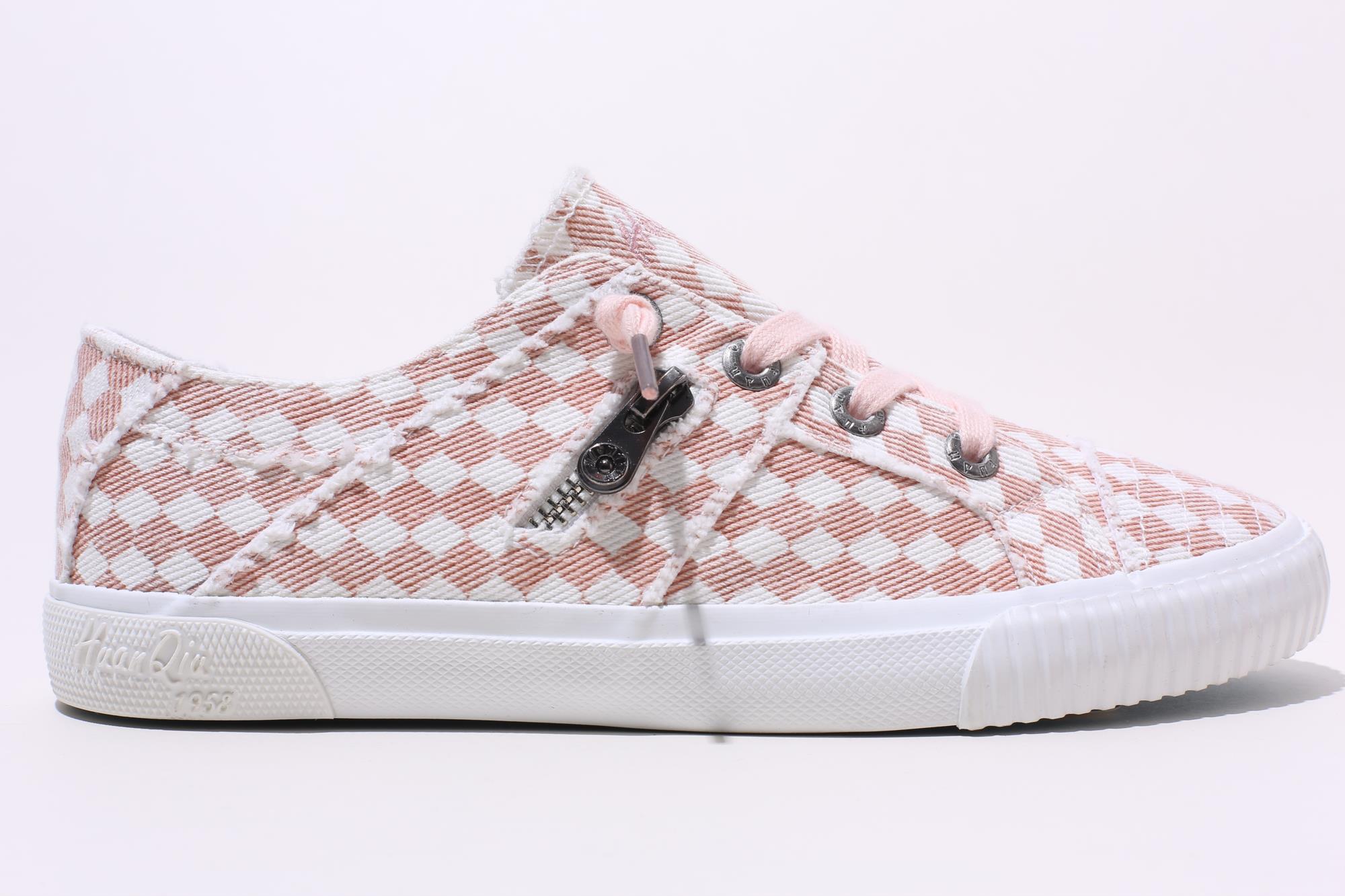 Washed Canvas Shoes